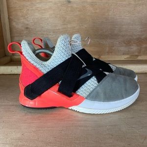 Lebron Soldier XII 12 Kids Size 6